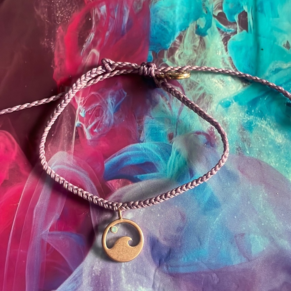Pura vida wave charm